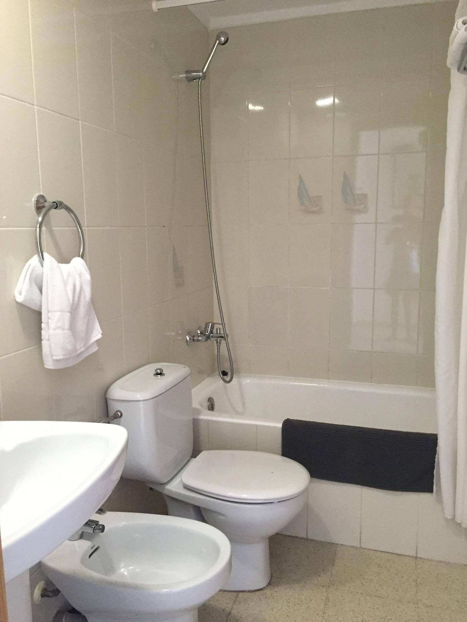 Apartamentos Santi Lloret de Mar Dış mekan fotoğraf