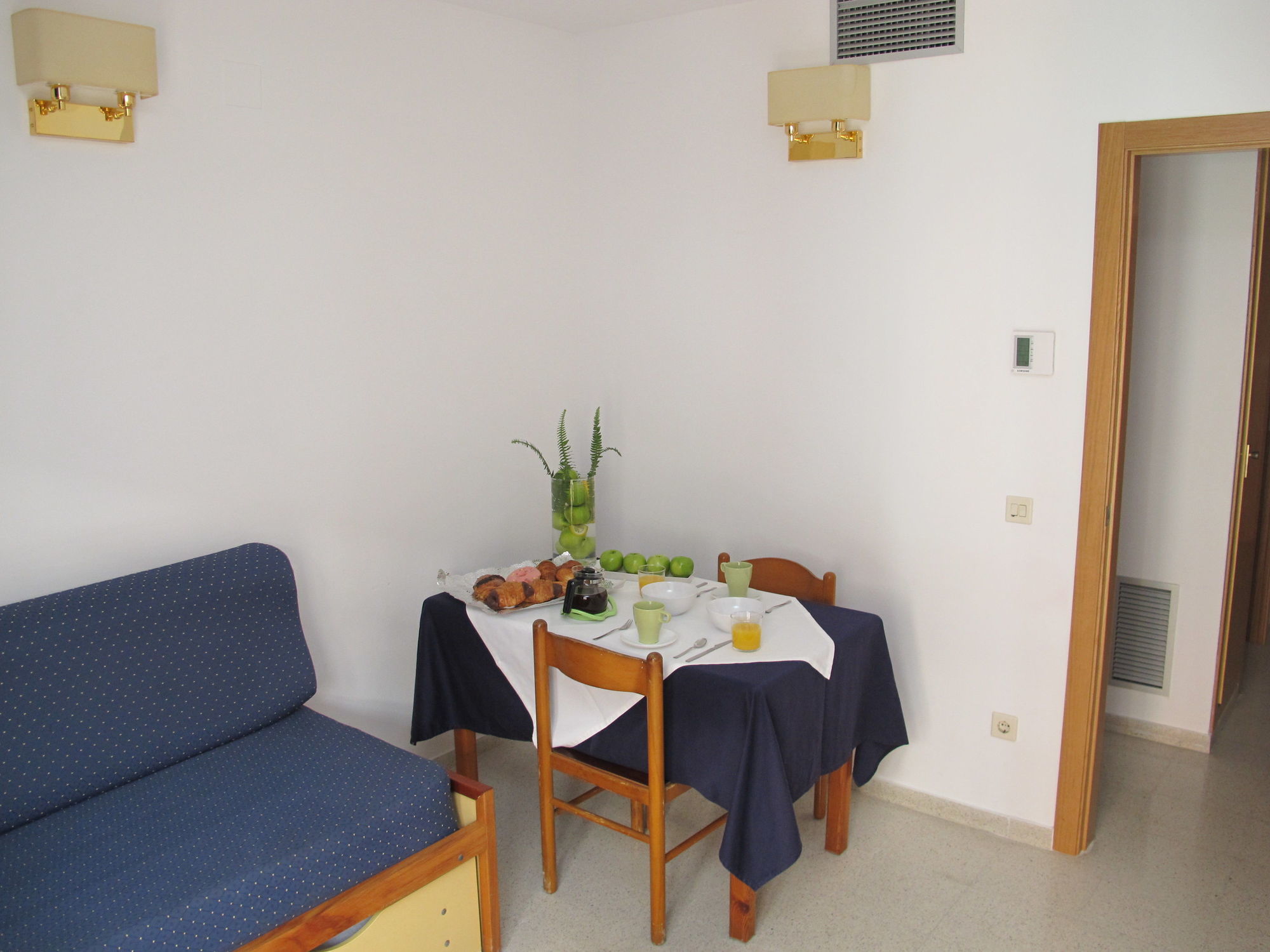 Apartamentos Santi Lloret de Mar Dış mekan fotoğraf